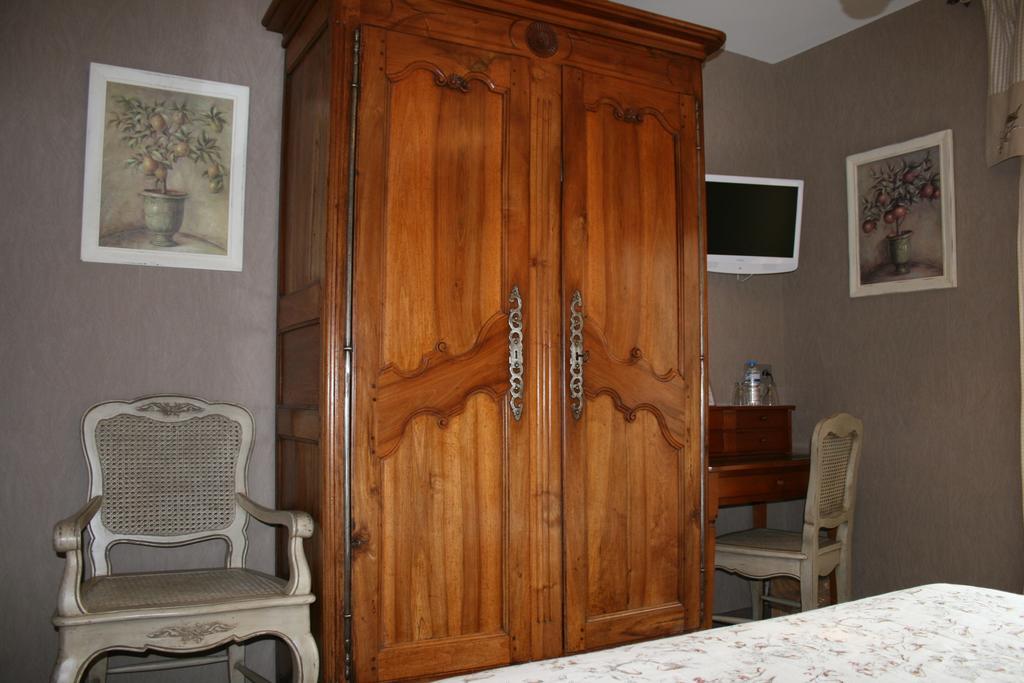 Chambres D'Hotes Le Petit Nailly Маньї-ле-Амо Номер фото