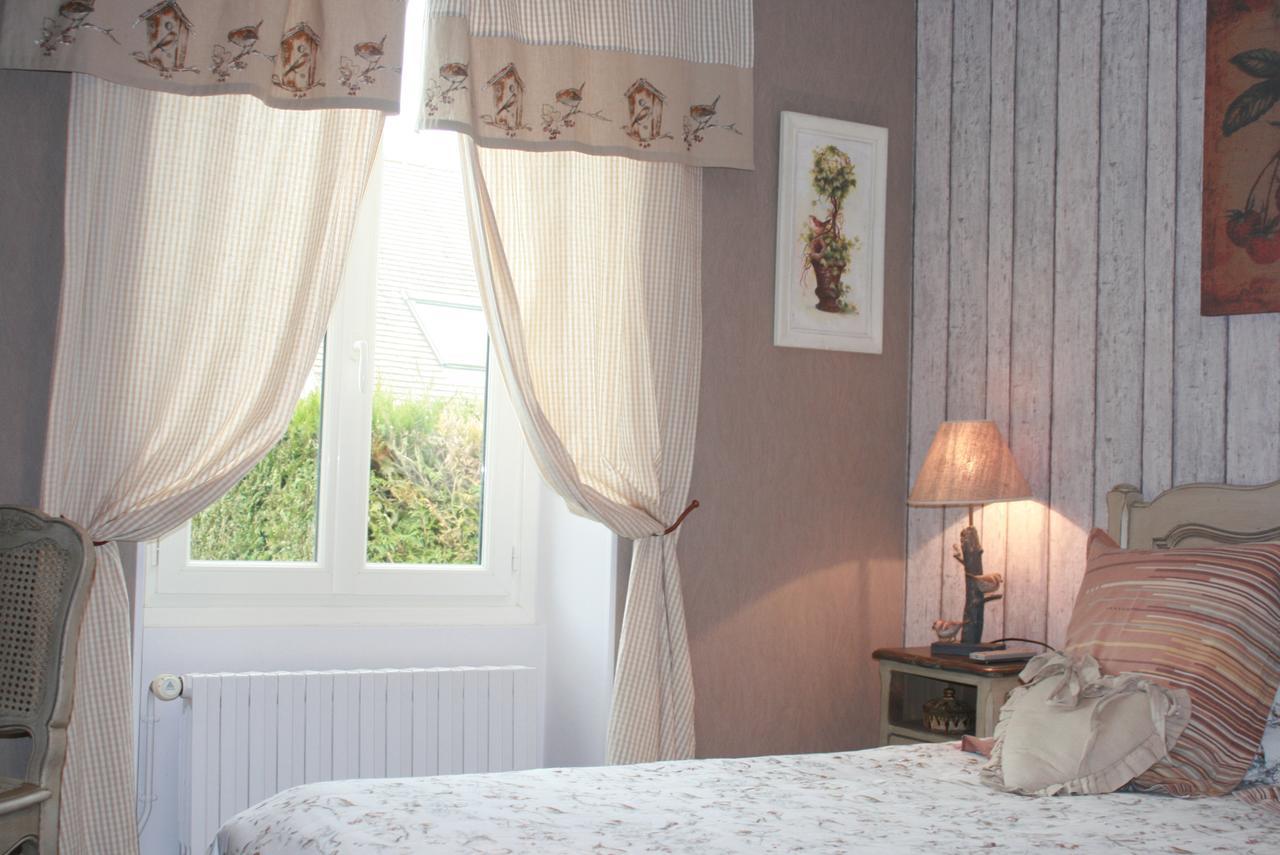 Chambres D'Hotes Le Petit Nailly Маньї-ле-Амо Екстер'єр фото